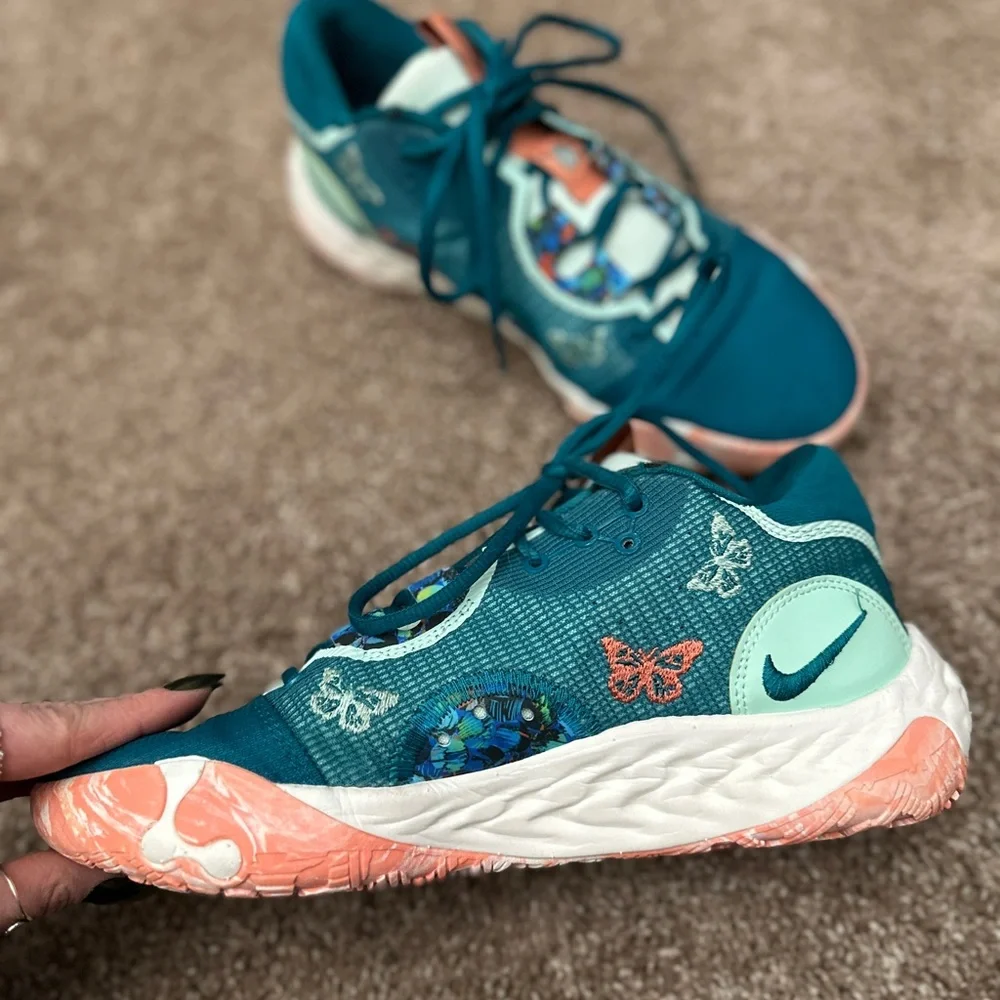 Nike women’s size